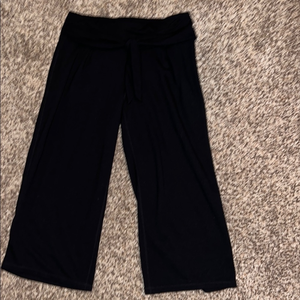 Black Capri Pants